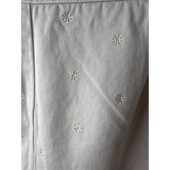 Dressbarn Size 12 Beige Cotton Cropped Pants w/ Embroidered Daisy Pattern Beach - Picture 4 of 8